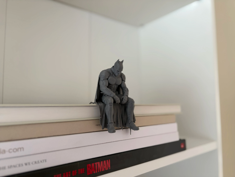 Batman Sitting on Ledge Figure