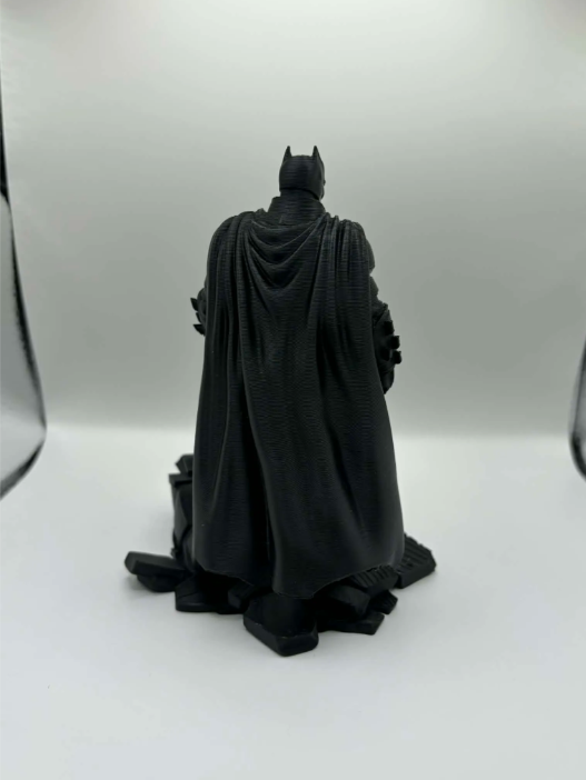 Batman Dark Knight Diorama – Ultra Detailed